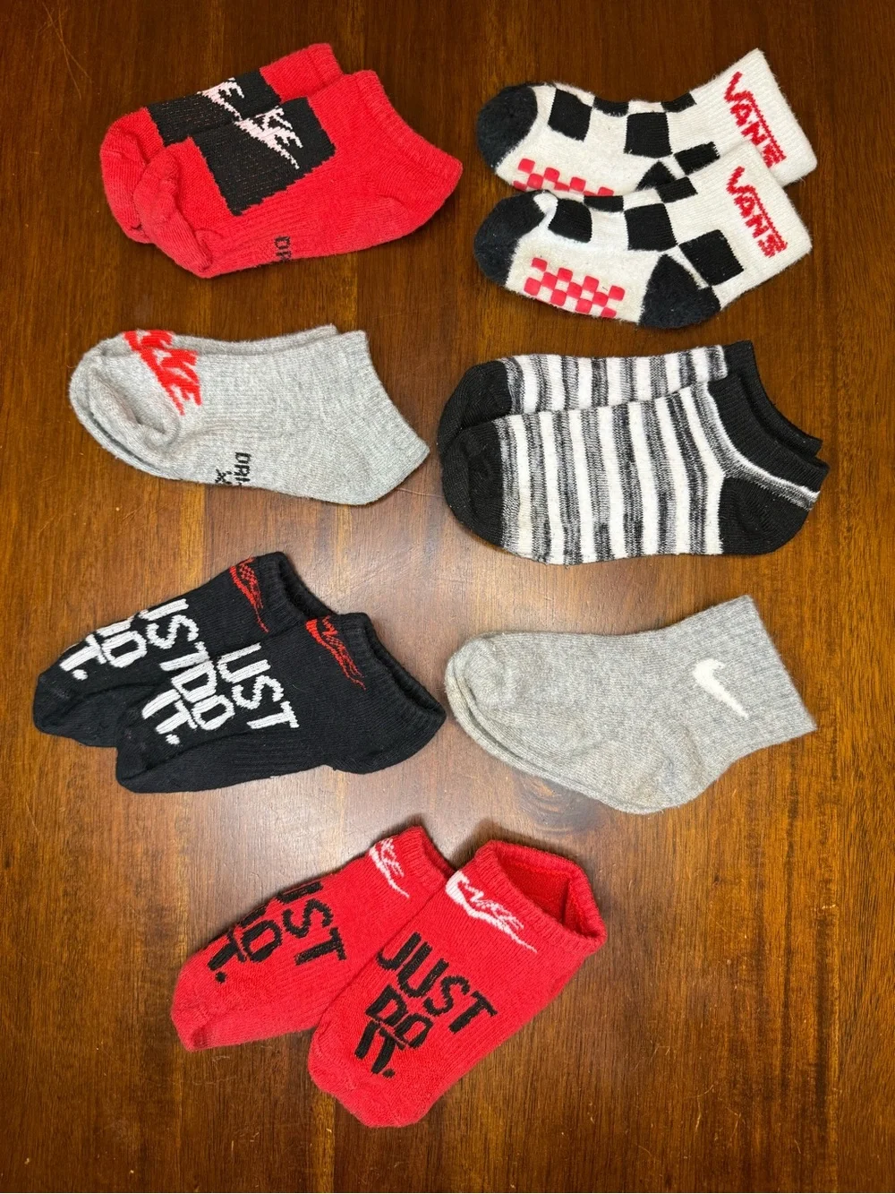 Nike pack low